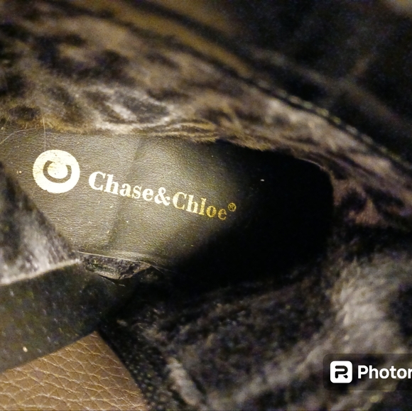 Chase & Chloe fringe zip up boots.  Girls.  Size: 13.  Black suede - Picture 6 of 11